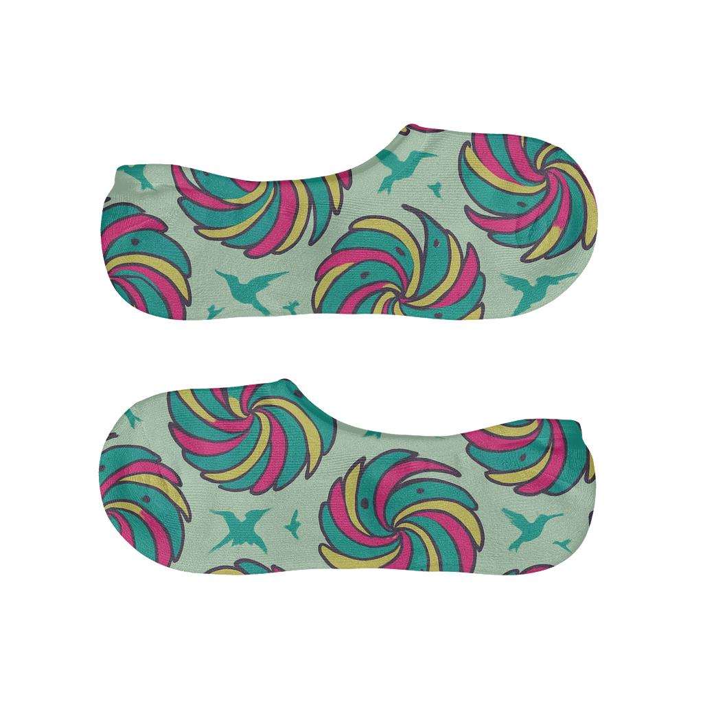Hummingbird Wing Spiral Rosettes On Mint Background low cut no-show socks