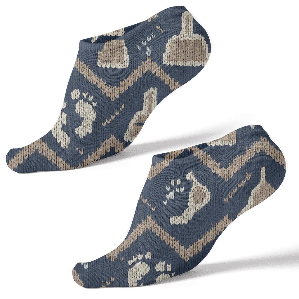 Janitor Grade Sponge Chevron On Warm Gray premium sports ankle socks