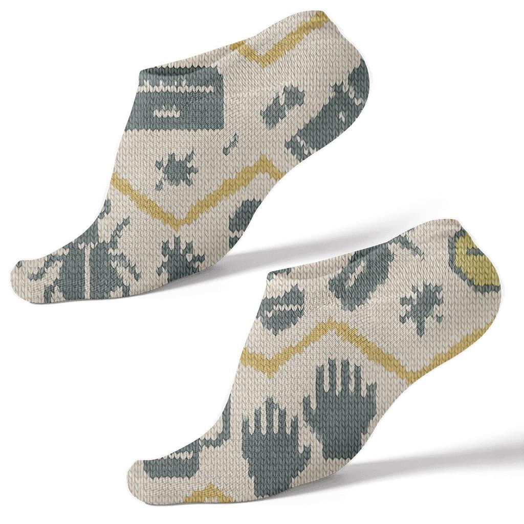 Knitted Tool Icons For The Pest Control Technician trendy patterned ankle socks