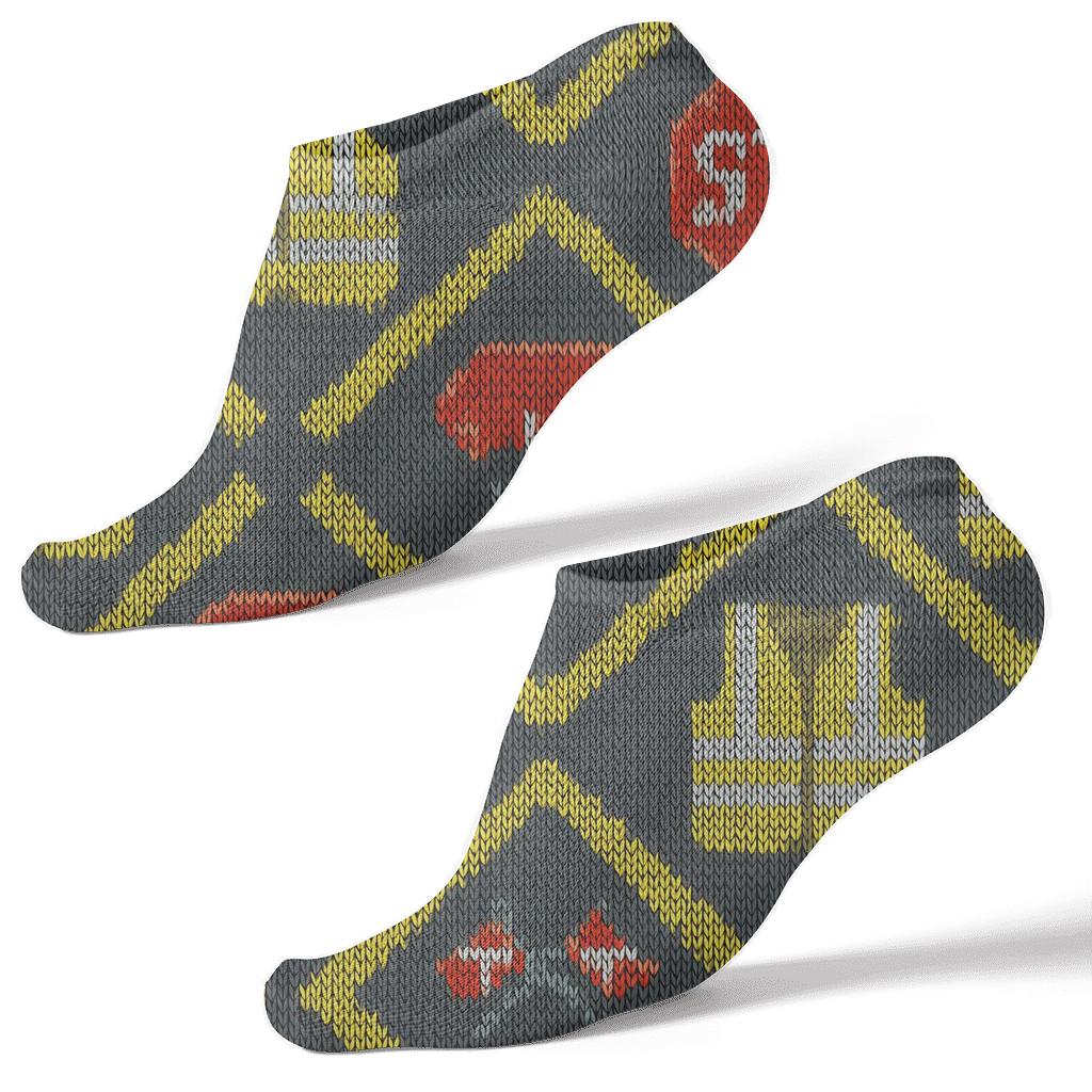 Crossing Guard Reflective Stripe Lattice On Street Gray premium sports ankle socks