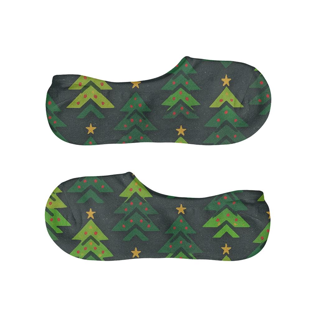 Christmas Tree Chevron On Charcoal Background trendy no-show sock styles