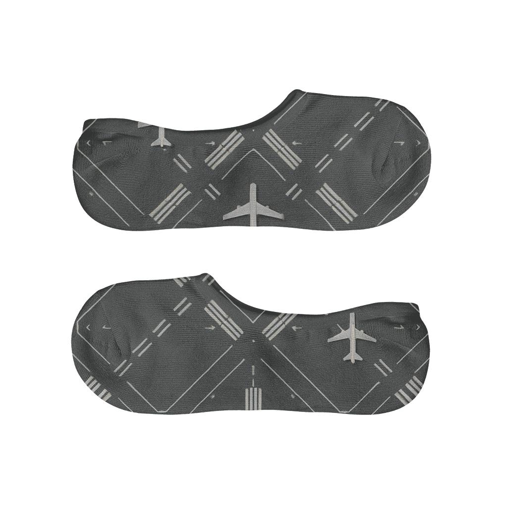 Airplane Runway Lattice On Charcoal Ground comfortable low-cut socks