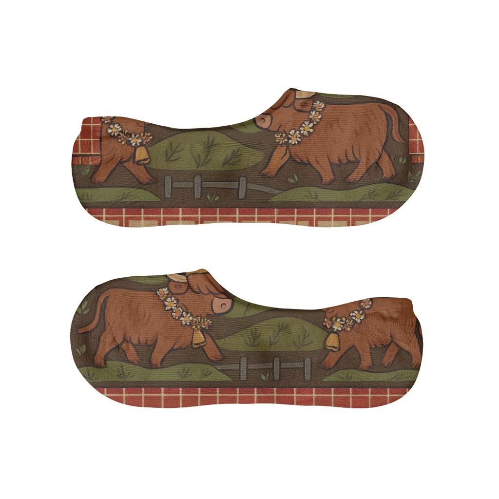 Tartan Hills Parade With Highland Cow Motifs personalized no-show socks