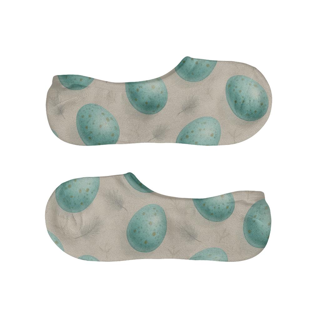 Robin Egg Scatter Dots On Soft Beige Background breathable seamless no-show sockscustom no-show socks