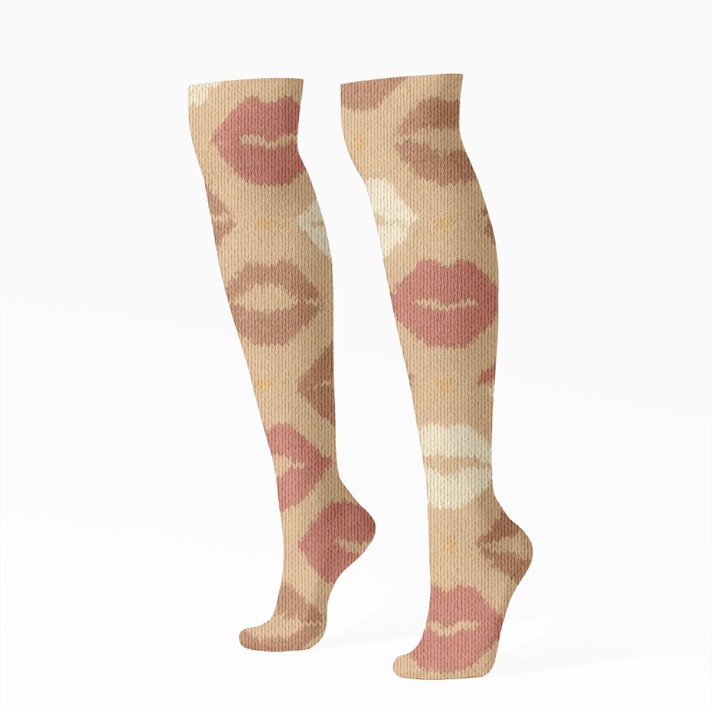 Knitted Illusion Pout Tiles Kiss Mark designer print knee-high socks