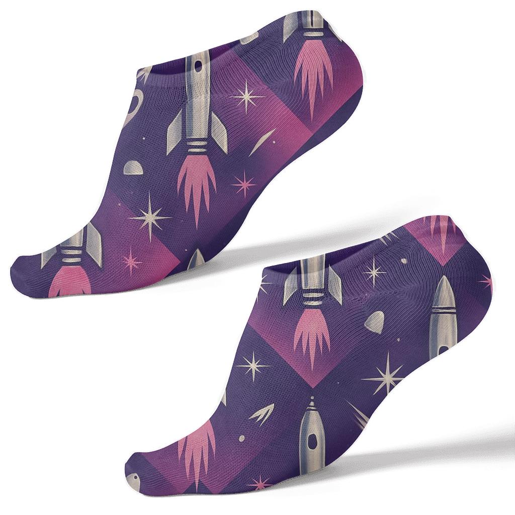 Retro Futuristic Rocket Chevron On Cosmic Purple Gradient Field comfortable cotton ankle socks