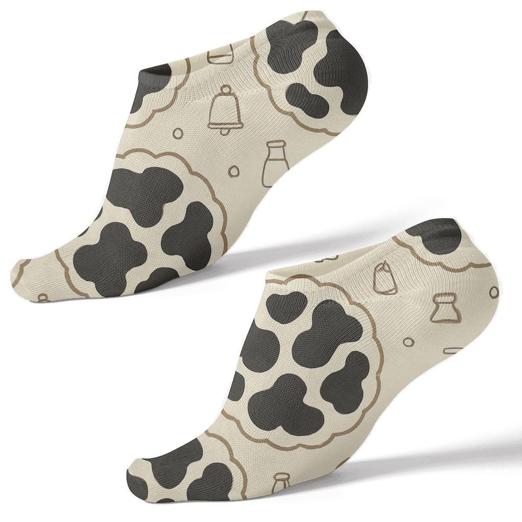 Retro Dairy Label Cow Spot Medallions designer print ankle socks