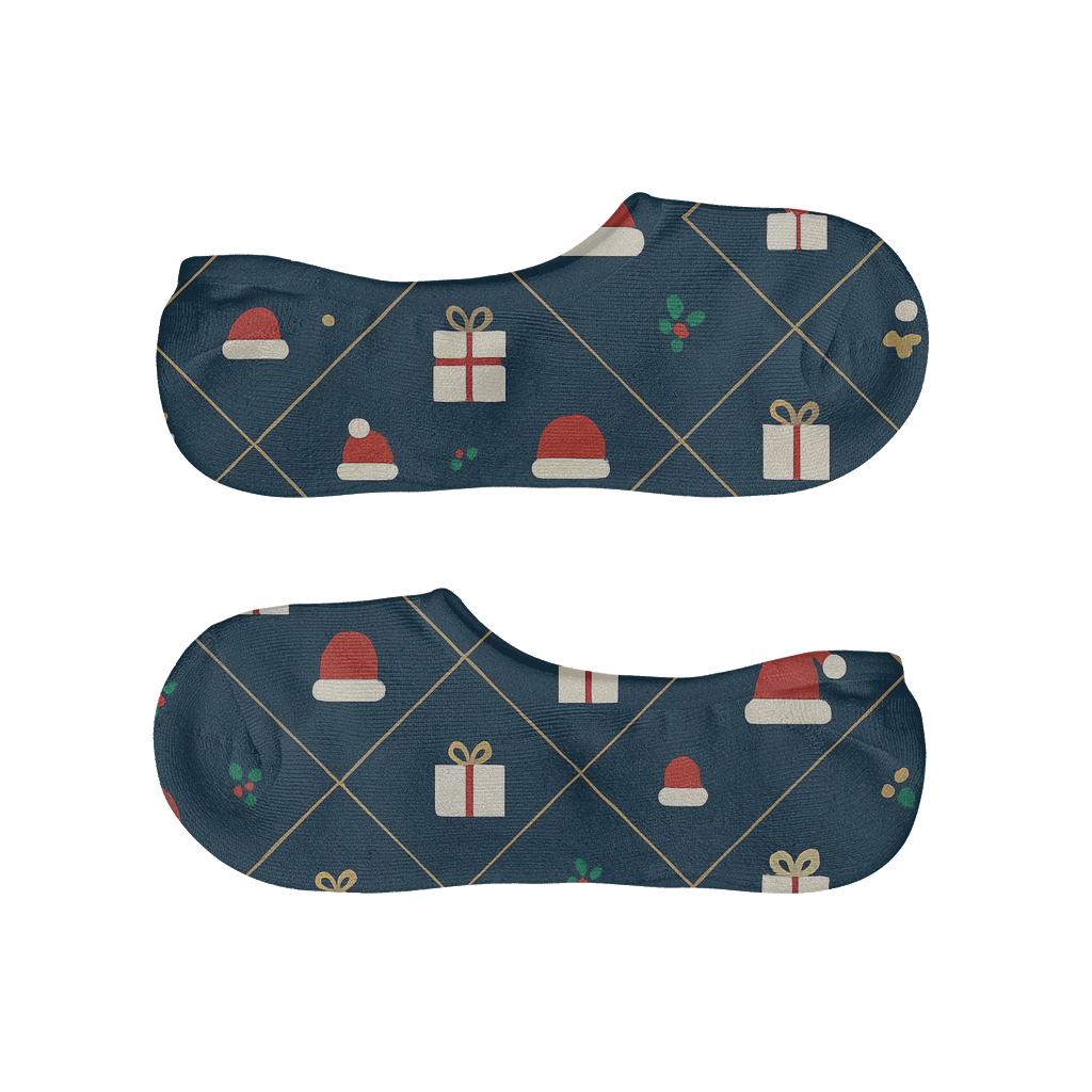 Wrapped Gift Lattice With Santa Claus Icons trendy no-show sock styles