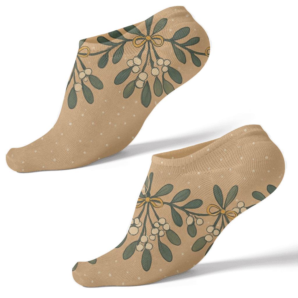 Garland Rhythm With Mistletoe Highlights designer print ankle socks