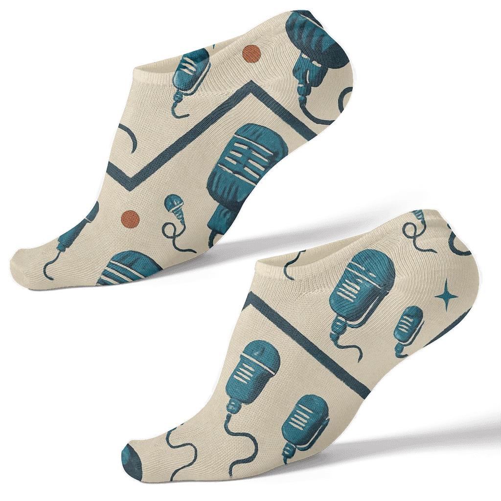 Microphone Chevron Field In Reporter Style stylish athletic ankle socks