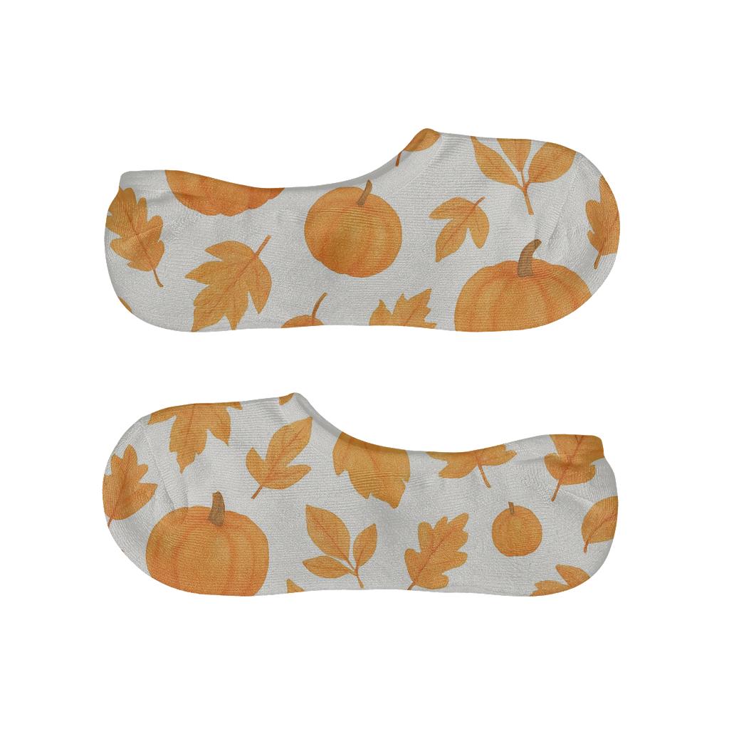 Orange Autumn Leaf And Pumpkin Scatter With Micro Web Texture On White Background low cut no-show socks