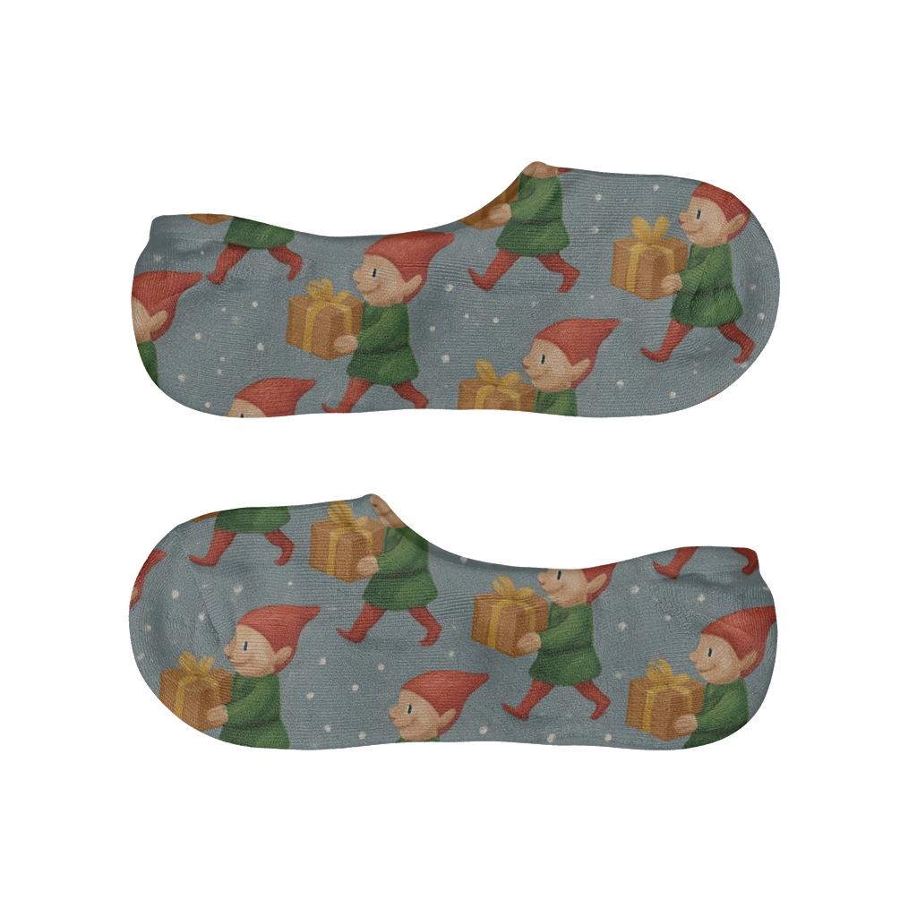 Elves With Gift Conveyor Holiday Scatter trendy no-show sock styles