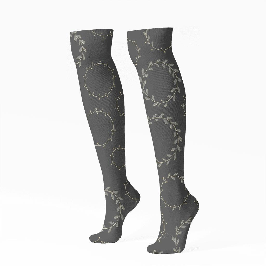 Concentric Arrays Of Minimalist Wreath Rings comfortable cotton knee-high socks