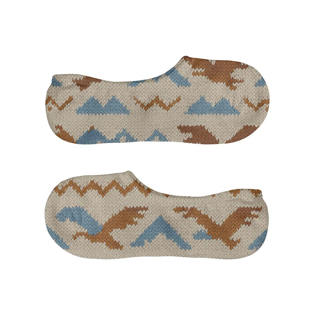 Knit Illusion Mountain Bands With Eagle Motifs soft cotton no-show socks