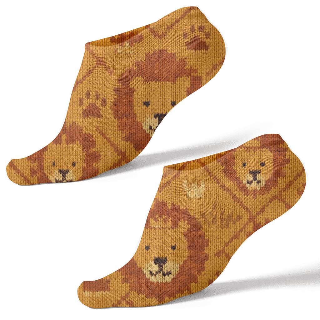 Savanna Knit Illusion, Lion Emblem Repeat trendy patterned ankle socks