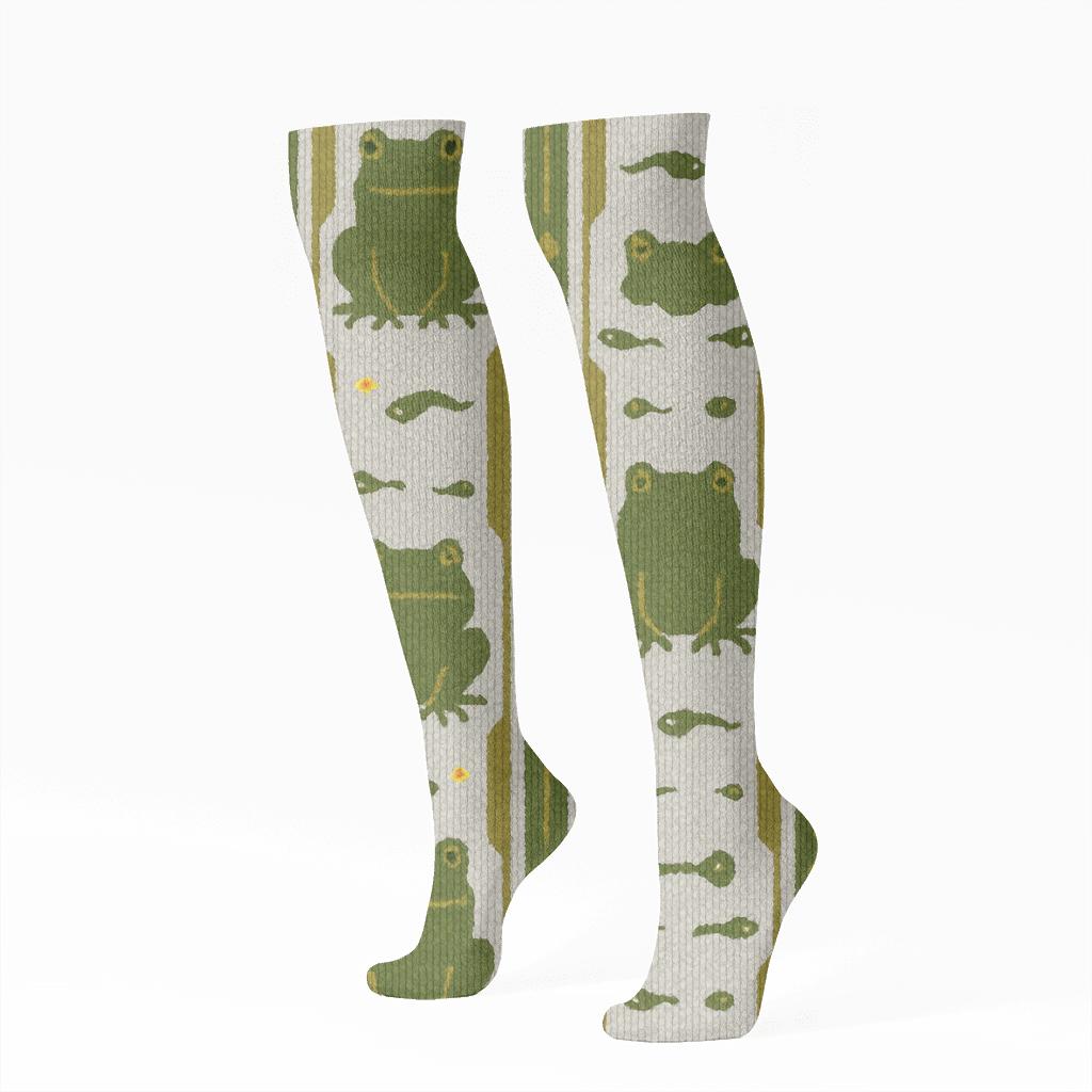 Knitted Illusion Reeds And Ripples With Frog comfortable cotton knee-high socks