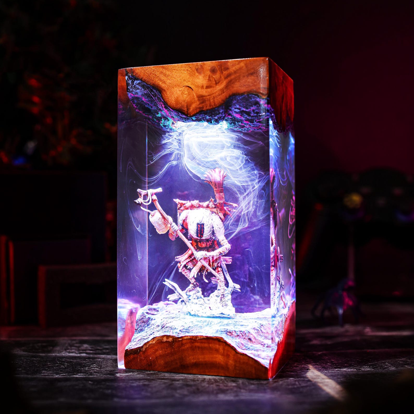 Monoco Clair Obscur Expedition Epoxy Wood Lamp