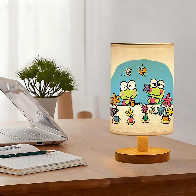 SB-powered linen lamp with a creative design