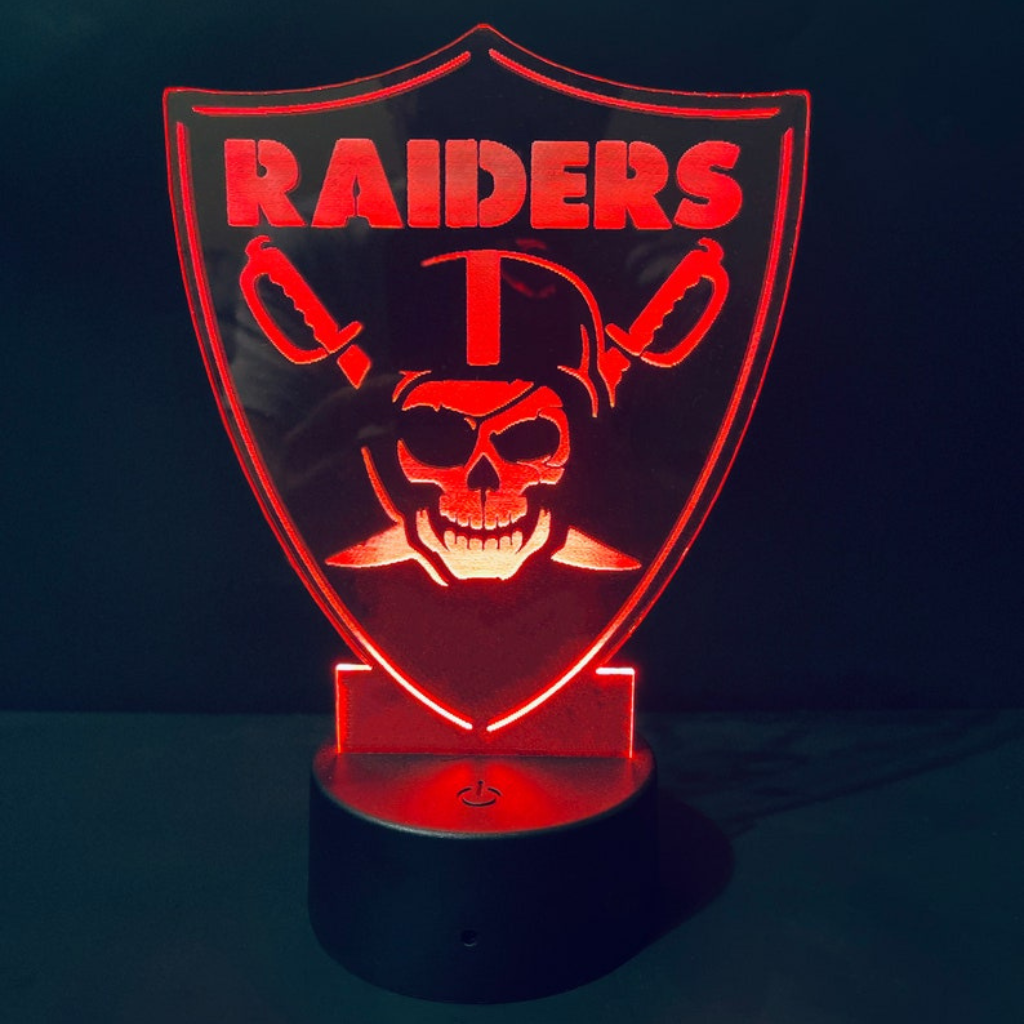 Las Vegas Raiders Skull Color-Changing LED Light