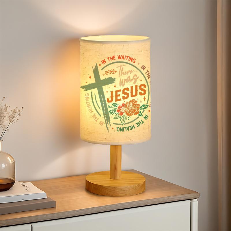 Modern USB Powered Table Lamp With Bulb