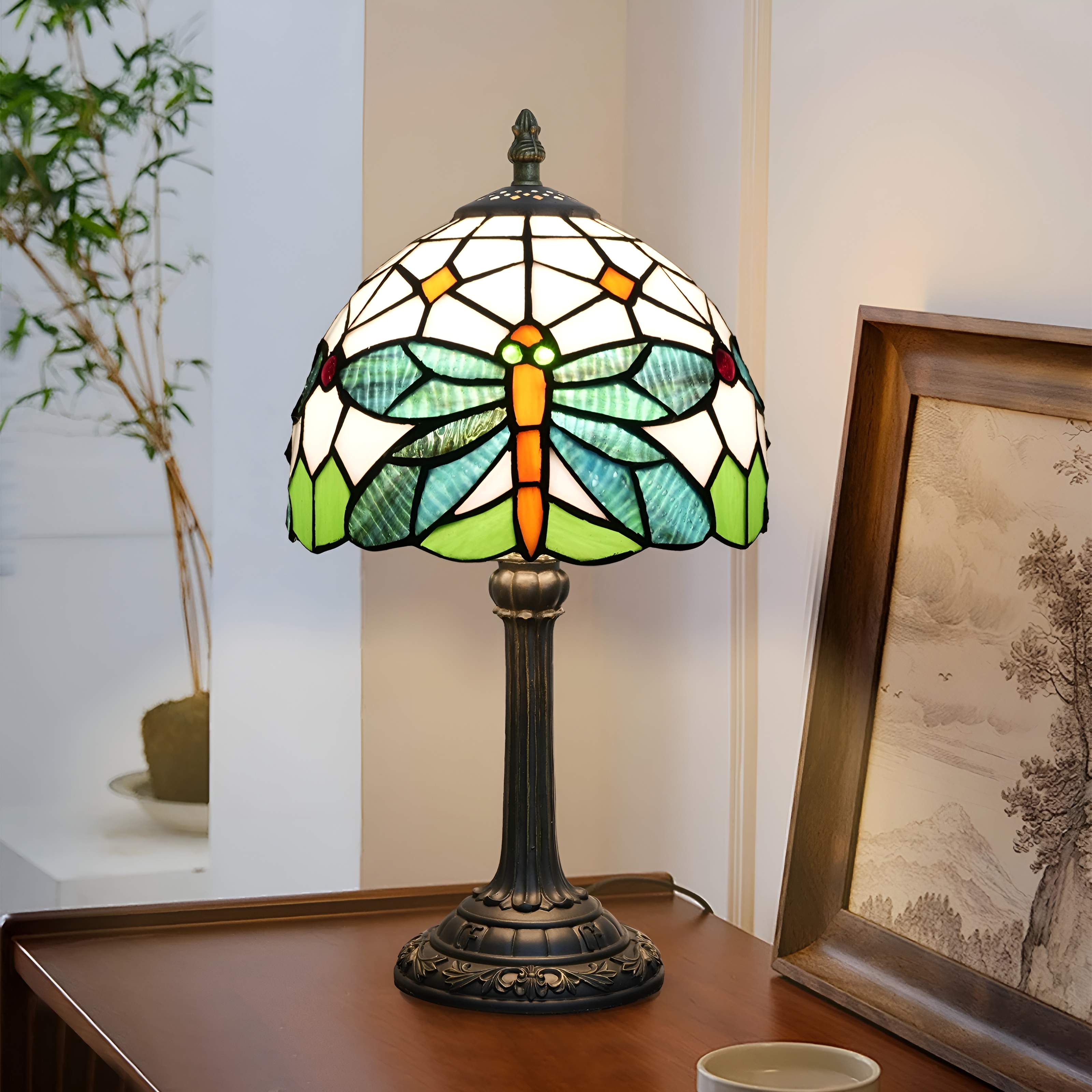 8 Inch Staiend Glass Table Lamp