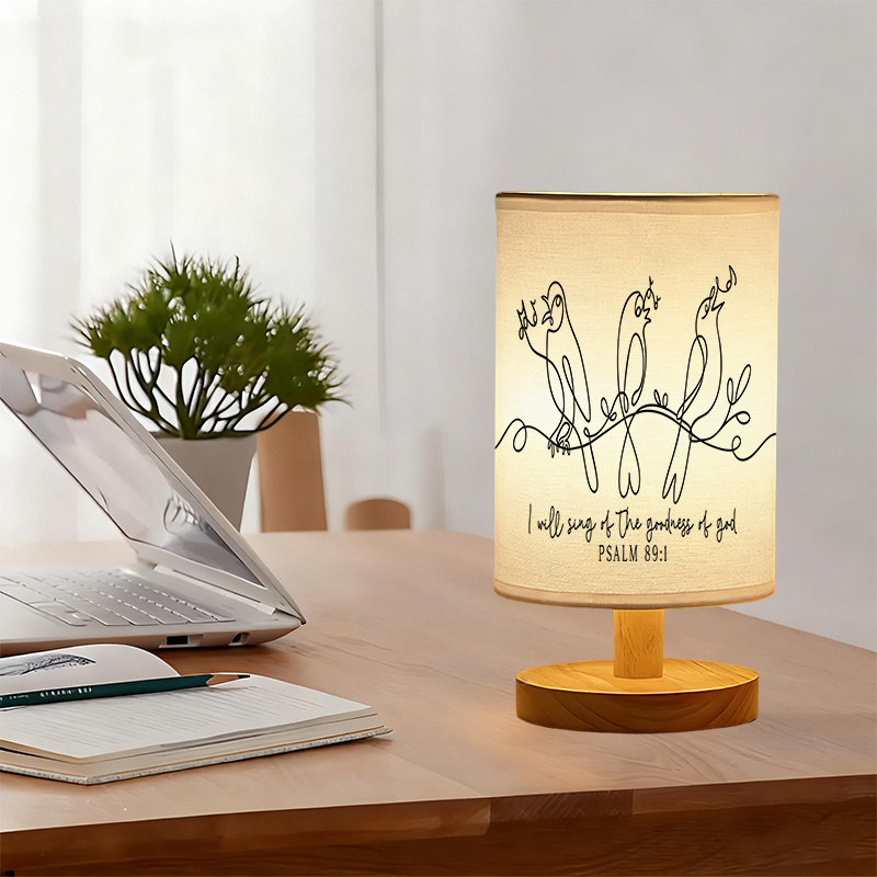 A Modern USB-powered Linen Lamp with a Unique Design and Exquisite Patterns
