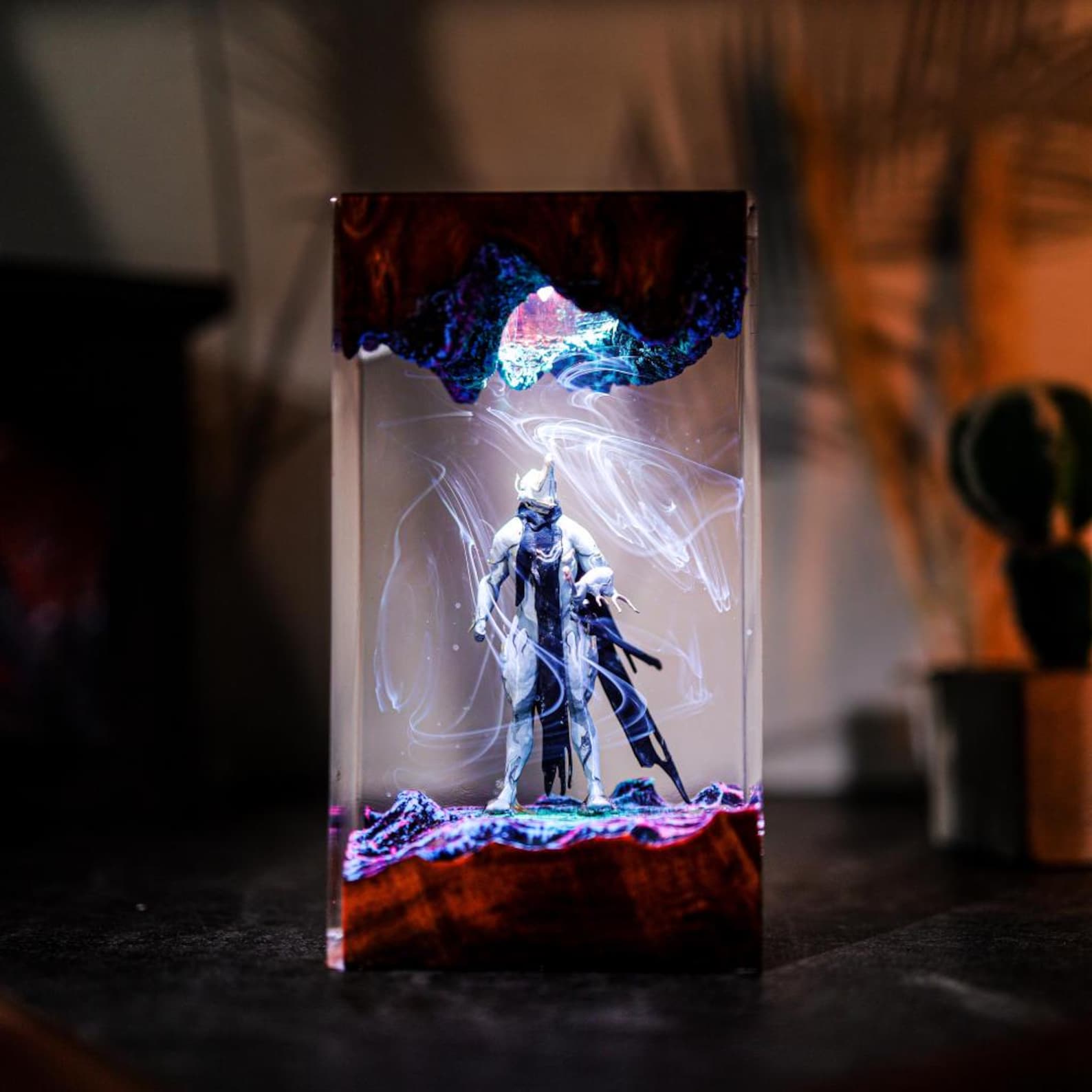 Sci Fi Robot Resin Night Light Lamp Decor