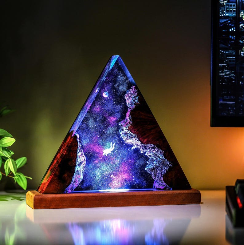 Astronaut Falling Galaxy Epoxy Night Light Decor