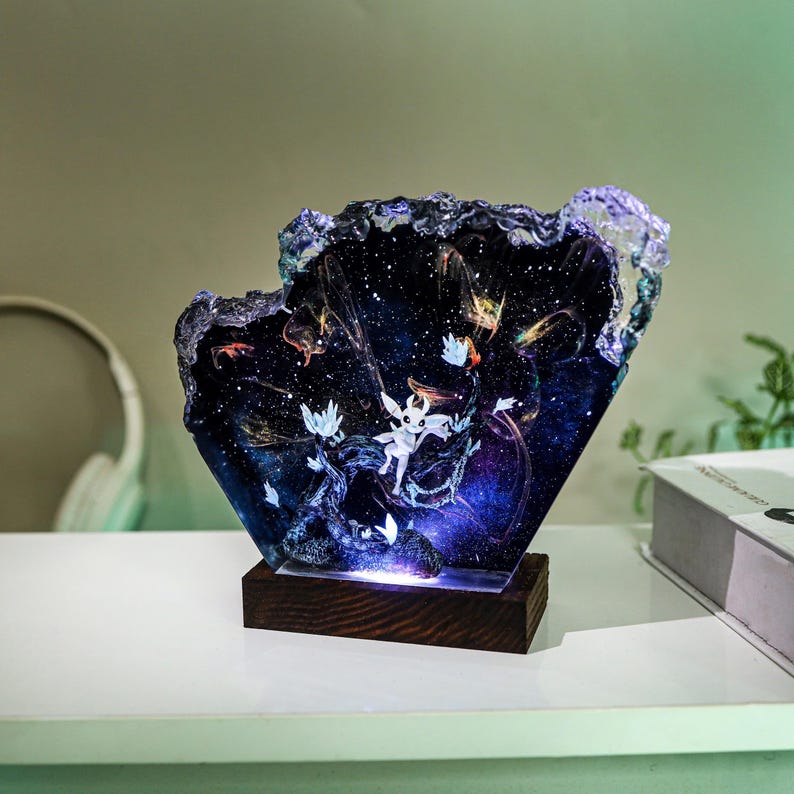 Ori And The Blind Forest Epoxy Resin Lamp