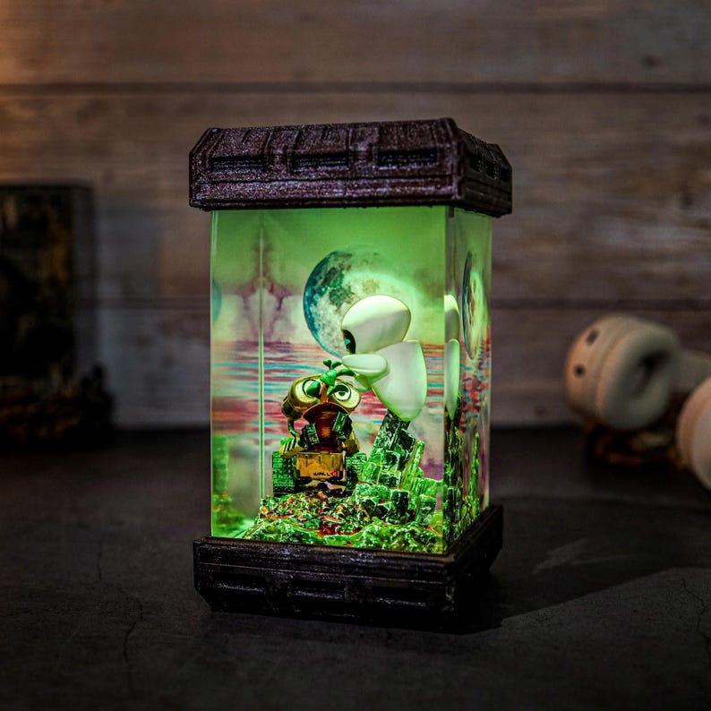 Custom Wall And Eve Epoxy Resin Anime Lamp