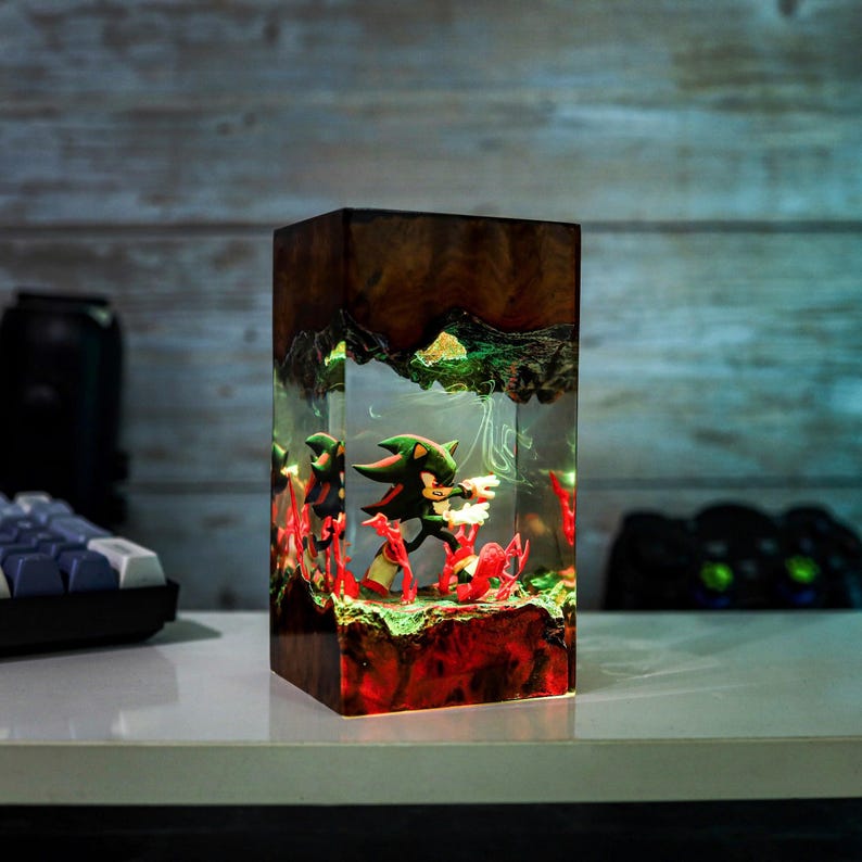 Shadow The Hedgehog Epoxy Game Lamp Decor