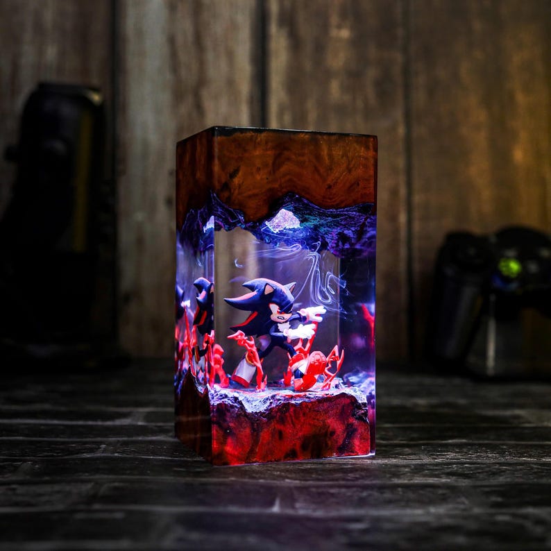 Shadow The Hedgehog Epoxy Game Lamp Decor