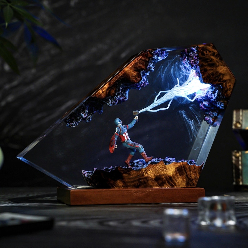 Thunder Hammer Shield Resin Lamp Hero Decor