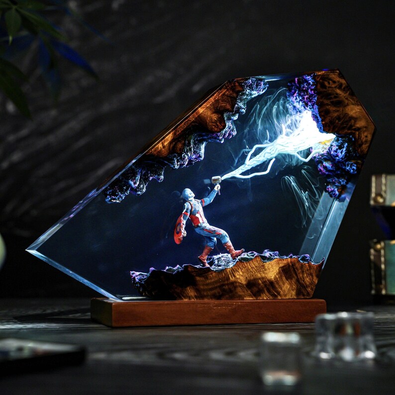 Thunder Hammer Shield Resin Lamp Hero Decor
