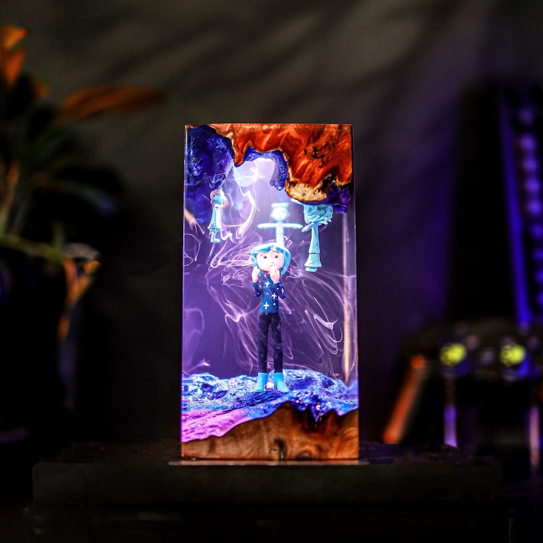 Button Eyes Girl Epoxy Resin Lamp Decor