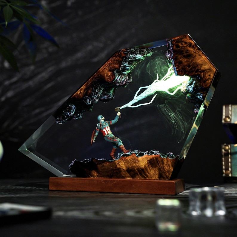 Thunder Hammer Shield Resin Lamp Hero Decor