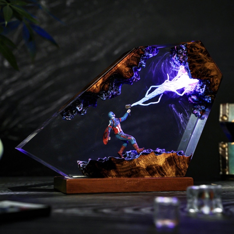 Thunder Hammer Shield Resin Lamp Hero Decor