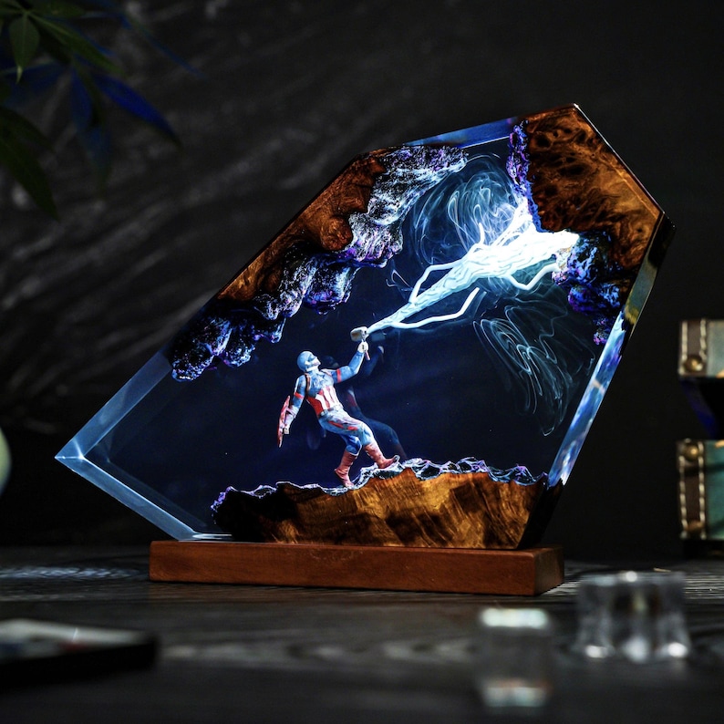 Thunder Hammer Shield Resin Lamp Hero Decor