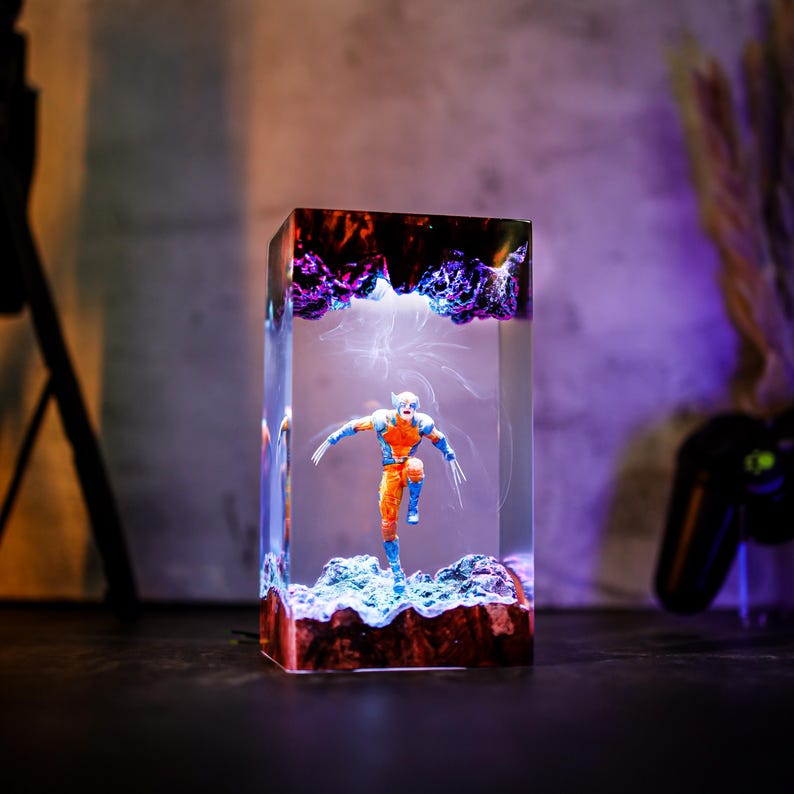 Wolverine Resin Claw Warrior Night Lamp Decor