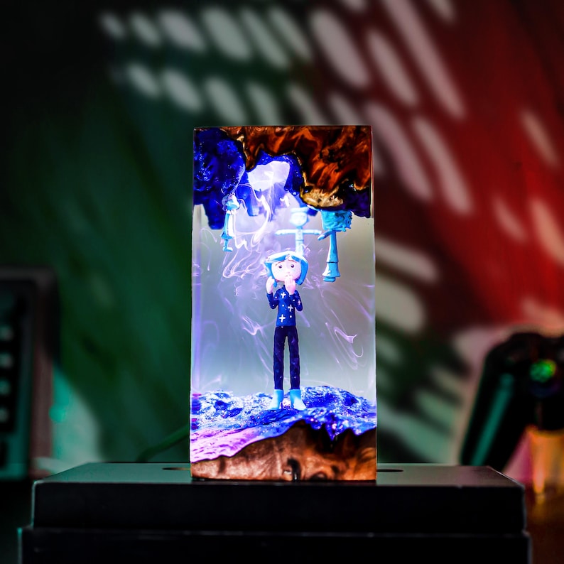 Button Eyes Girl Epoxy Resin Lamp Decor