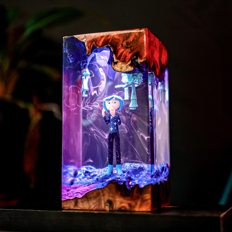 Button Eyes Girl Epoxy Resin Lamp Decor