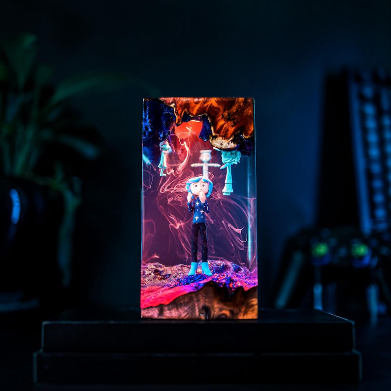 Button Eyes Girl Epoxy Resin Lamp Decor