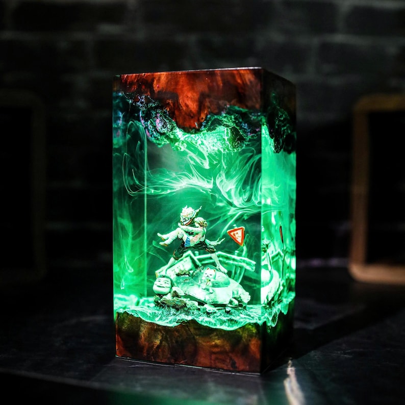 Dandadan Momo Okarun Anime Resin Desk Lamp