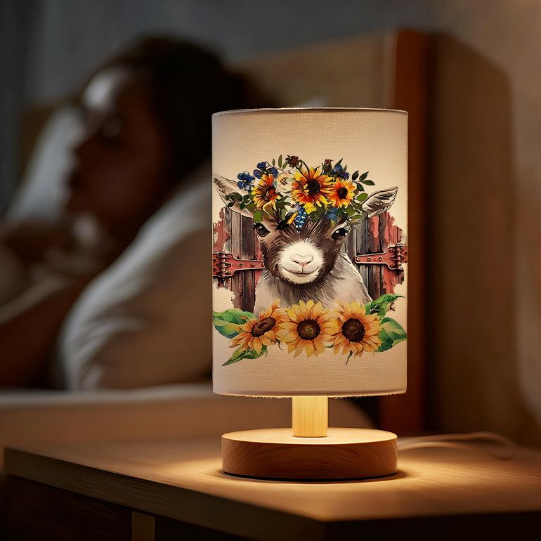 Modern USB Powered Goat Design Table Lamp with Bulb