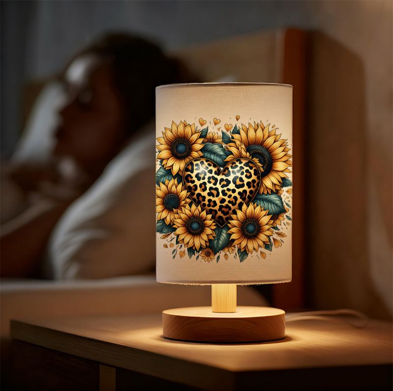 A Modern USB-powered Linen Lamp with a Unique Design and Exquisite Pattern