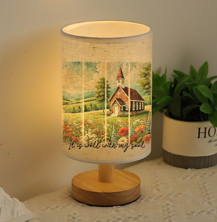 USB-Powered Linen Table Lamp with Rustic Farmhouse Design