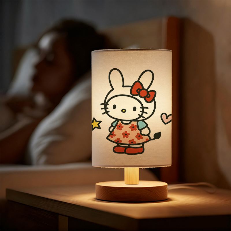 A Modern USB-powered Linen Table Lamp Featuring Creative Patterns