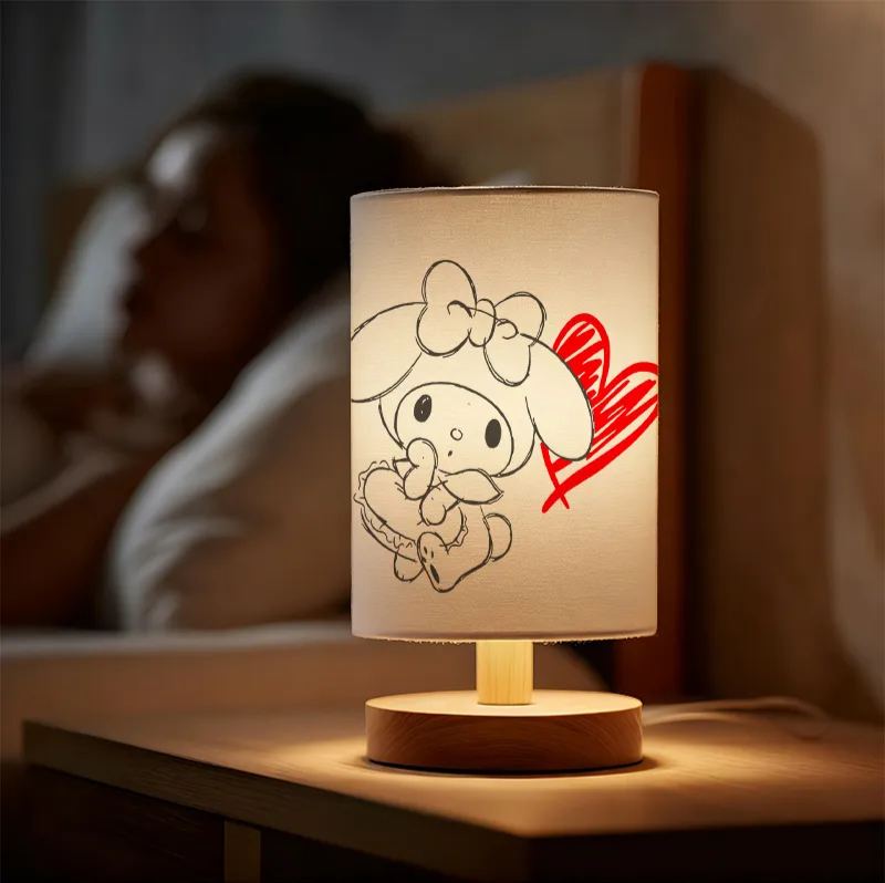 A Modern USB-powered Linen Table Lamp Featuring Creative Patterns