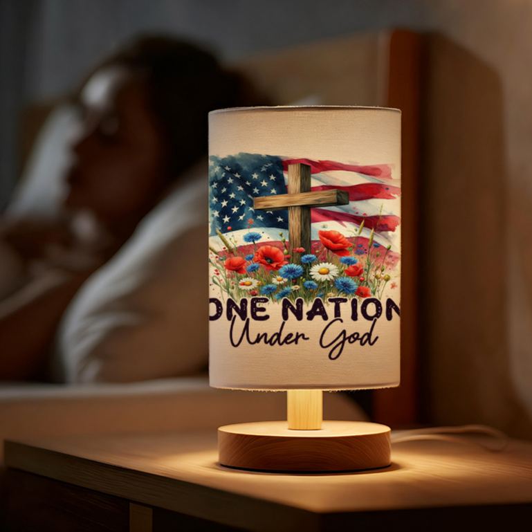 USB-powered Linen Lamp Making It an Excellent Gift