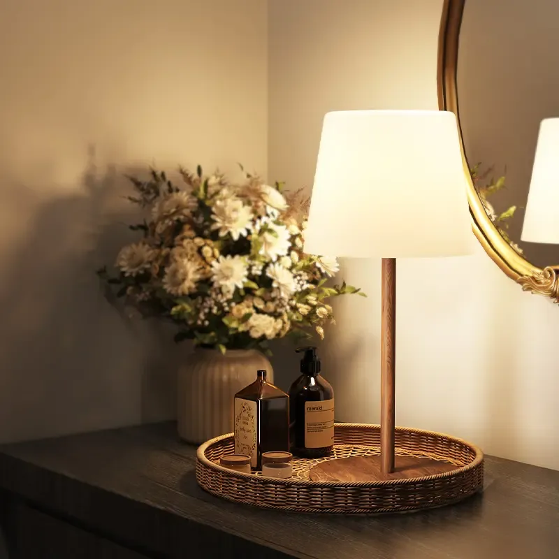 Cordless Table Lamp